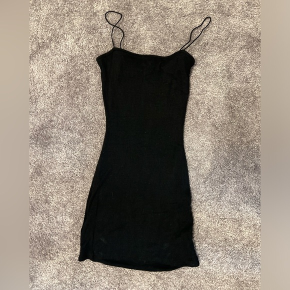 Black mini dress - Picture 1 of 4